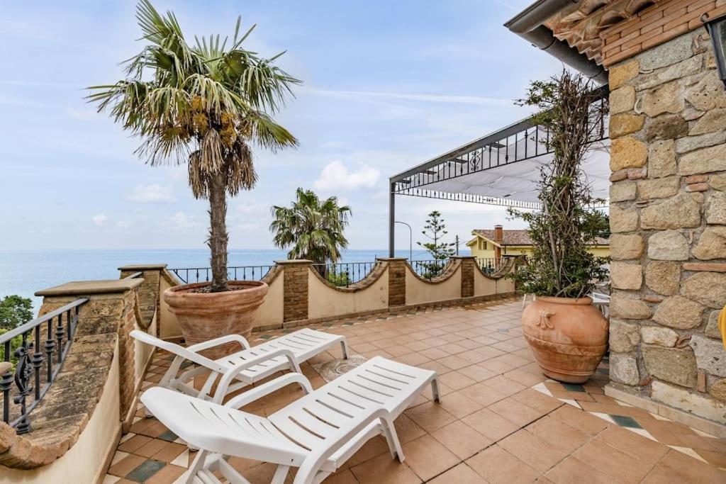 La Villa Di Nonna Angela Pisciotta Eksteriør billede