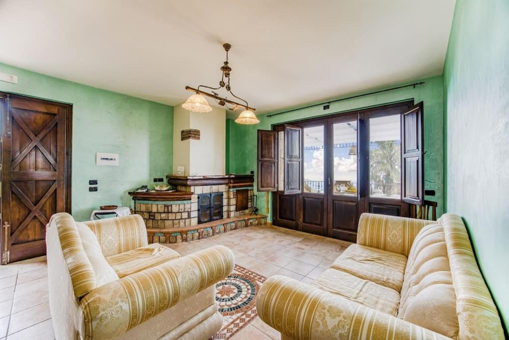 La Villa Di Nonna Angela Pisciotta Eksteriør billede